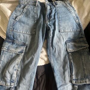 Zara Women’s Blue Cargo Pants